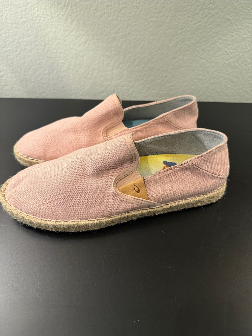 OluKai Women’s Slip-On Espadrilles in Dusty Pink Size 8